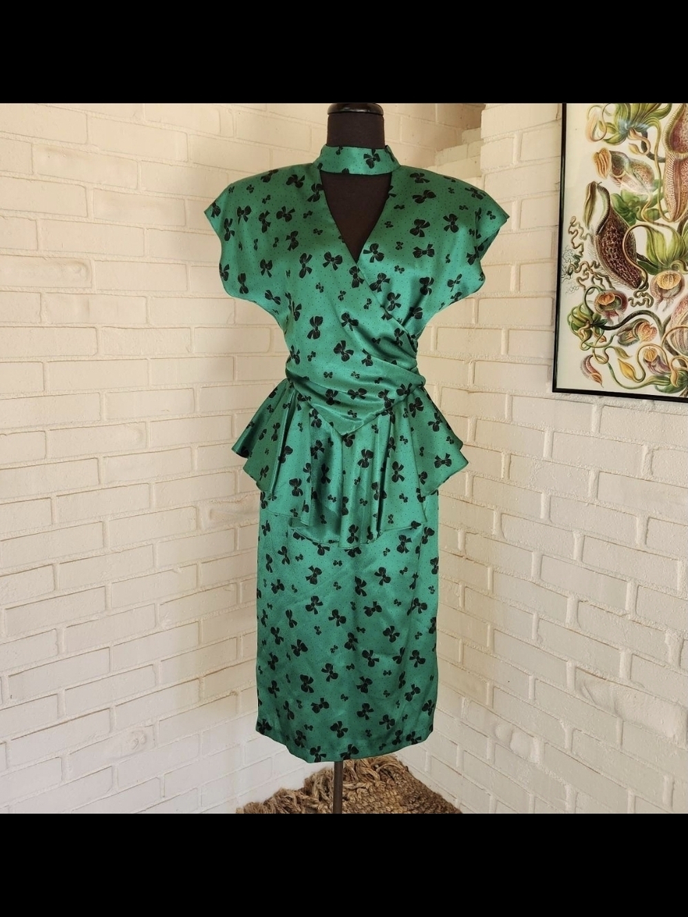 Vintage  Green  Dress with Black Floral Print